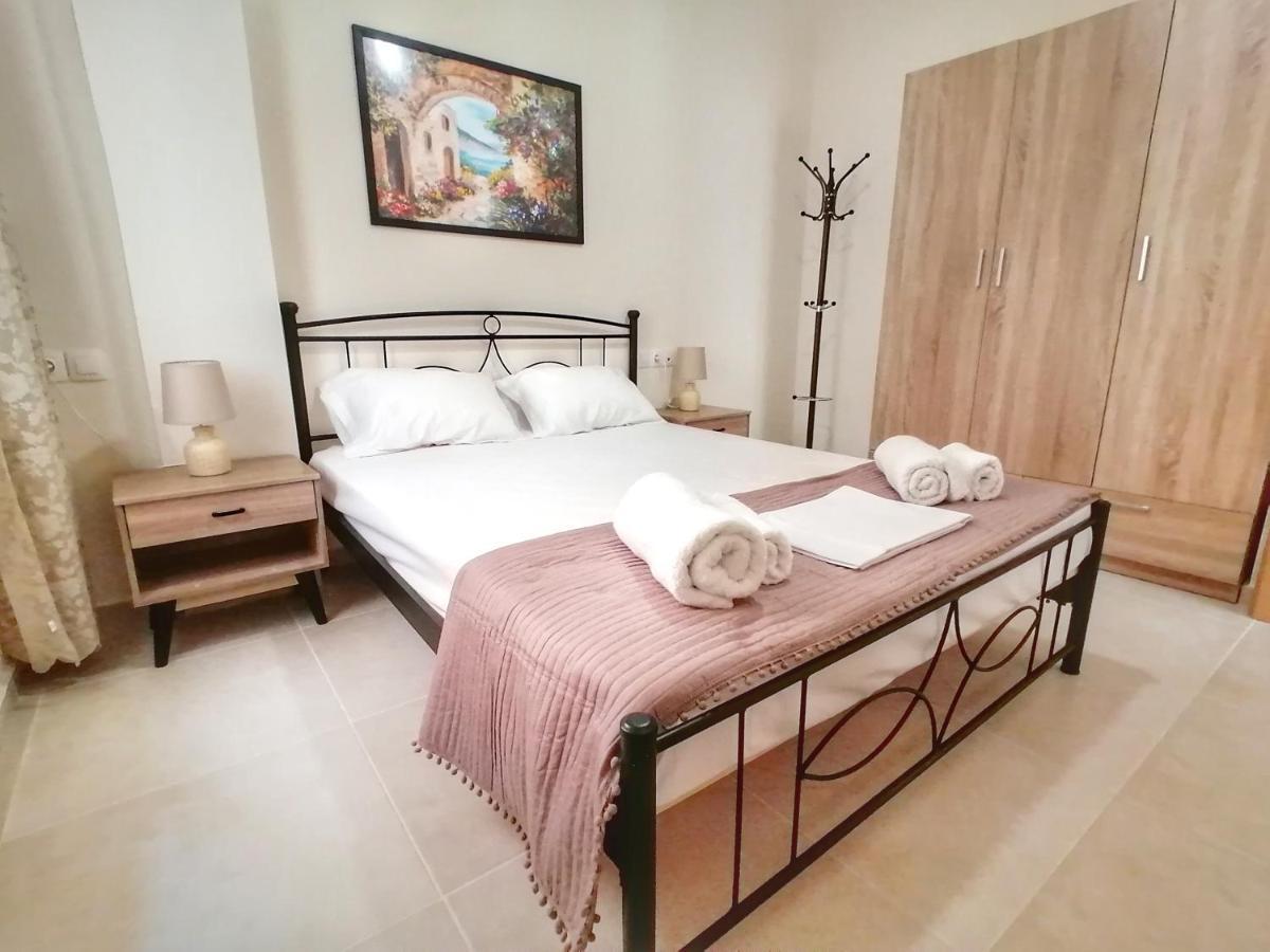 Alex Apartment, Cozy Place In Heraklion Center Экстерьер фото