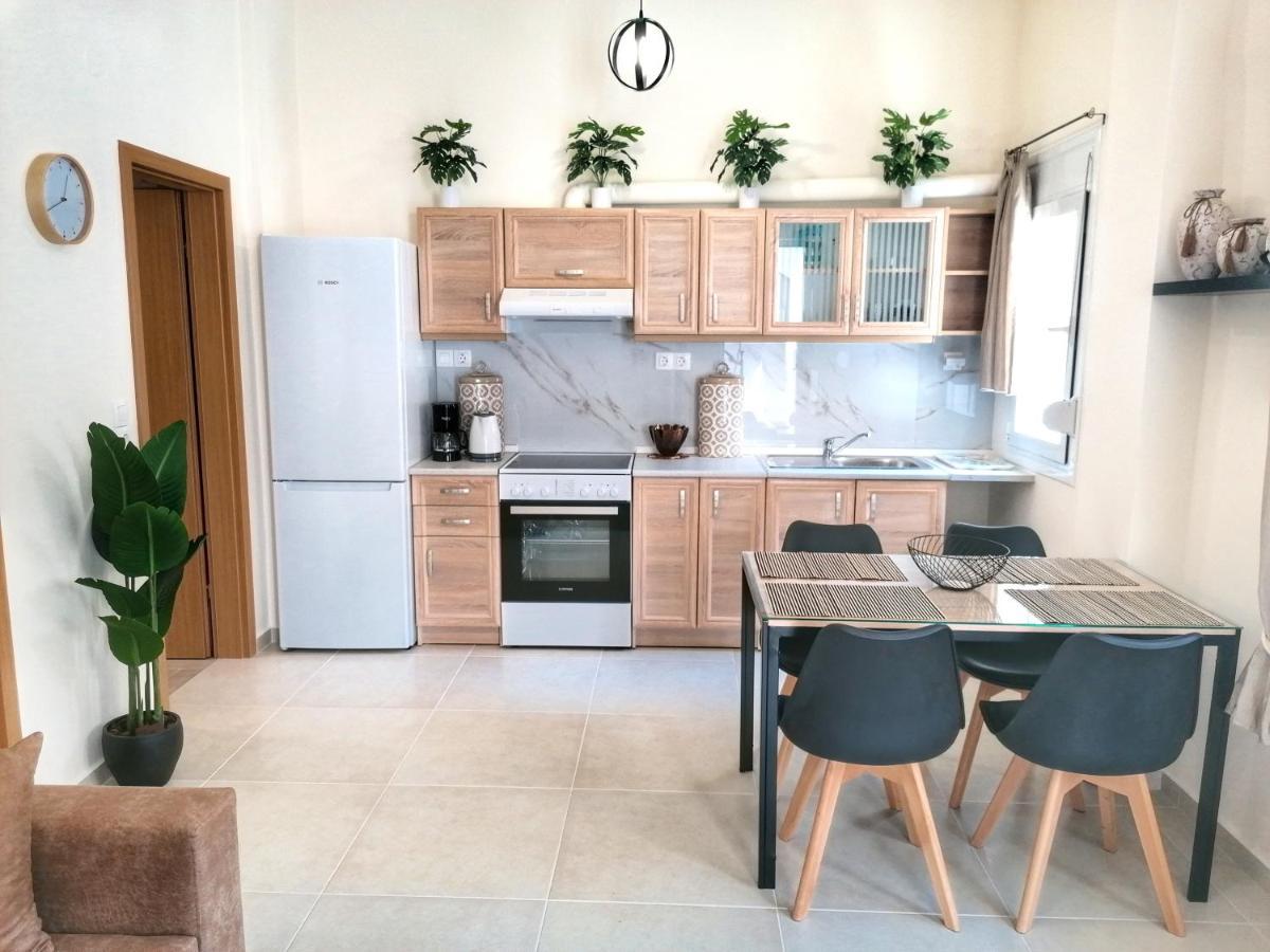 Alex Apartment, Cozy Place In Heraklion Center Экстерьер фото