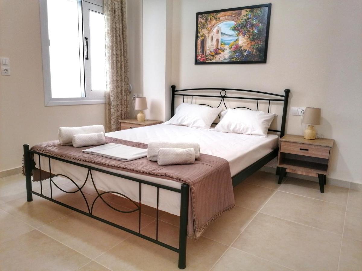 Alex Apartment, Cozy Place In Heraklion Center Экстерьер фото